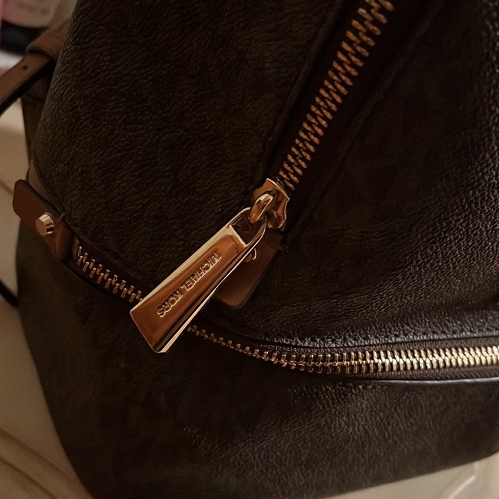 Michael Kors Medium Logo Backpack - Picture 3 of 10